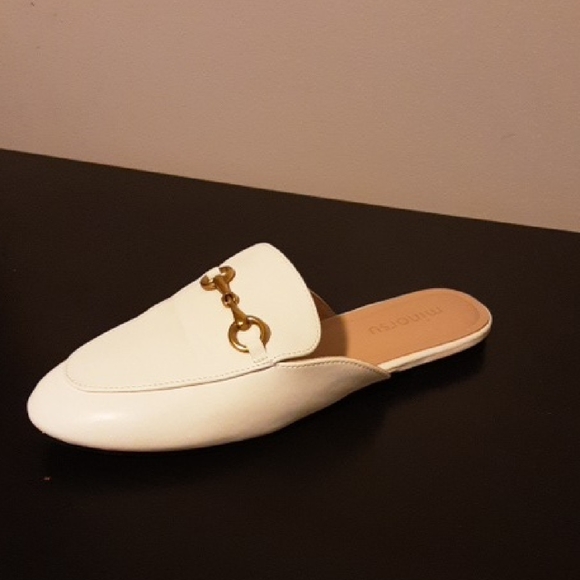 Minorsu Shoes - MINORSU Women's  Color Bone Mules with Gold Accent Size 7.